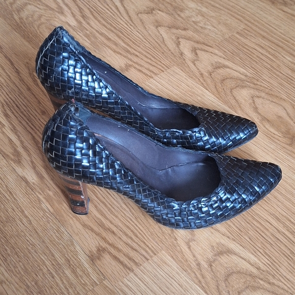 GEORGINA GOODMAN BLACK LEATHER WOVEN HEELS Size 9 - Picture 2 of 11